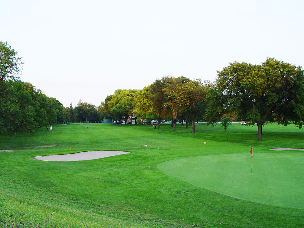 Adult9HoleGreenFee Lincoln Golf Course Grand Forks Public Golf